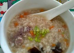 胡萝卜冬菇瘦肉粥