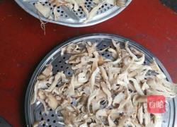椒盐蘑菇的做法图解1
