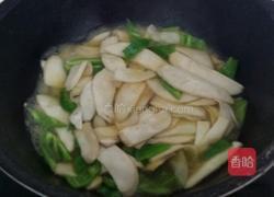 杏鲍菇炒尖椒的做法图解3