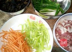 鱼香肉丝（清淡版）的做法图解1