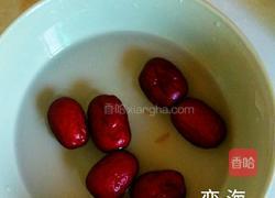 石斛红枣排骨降火去燥汤的做法图解3