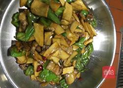 杏鲍菇炒肉片的做法图解5