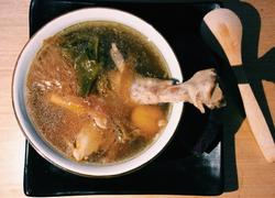 霸王花玉竹无花果瘦肉鸡脚汤