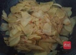 辣白菜土豆片的做法图解5