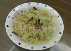 湖南熏腊肉炒包菜