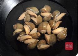 蒜泥假鲍鱼凉拌苦菊的做法图解2