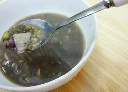 红豆绿豆百合糖水～美白祛斑汤