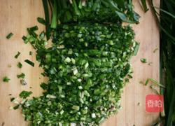 虾米鸡蛋肉韭菜饺的做法图解1