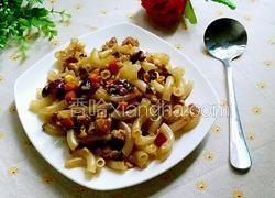 蔬菜肉末拌通心粉