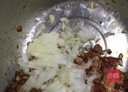 面条菜肉包子的做法图解7