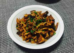 肉丝油焖香菇