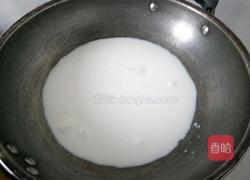 自制冰淇淋 绿茶味的做法图解2