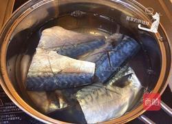 梅干味噌煮青花鱼（鲐鲅鱼）的做法图解2