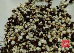 红豆薏米粥的做法图解2