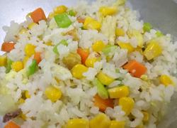 玉米鸡蛋炒饭