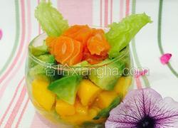 香芒三文鱼牛油果兔兔杯