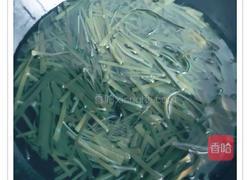 凉拌海带丝（借用小秘书菜谱，谢谢）的做法图解2