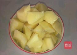 五花肉豆角顿土豆的做法图解6