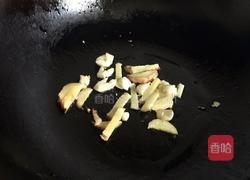 牛仔骨杂蔬煲的做法图解2