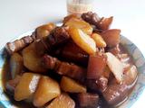 五味土豆焖肉 