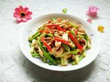 鸡肉炒蒜苔