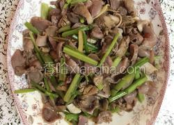 芹菜炒鸡胗