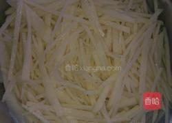 干煸土豆丝的做法图解2