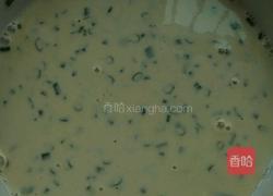 葱花鸡蛋饼的做法图解2