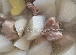 白萝卜排骨汤