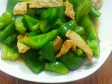 青椒炒肉片