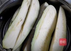 蒜蓉蒸茄子的做法图解1