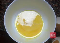 蛋黄饼干的做法图解2