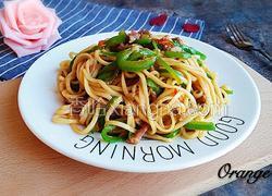 青椒肉丝炒面