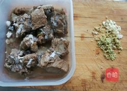 油豆角焖面的做法图解1
