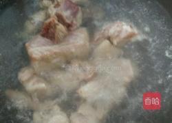 冬瓜排骨汤的做法图解1