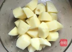 土豆红烧肉的做法图解3
