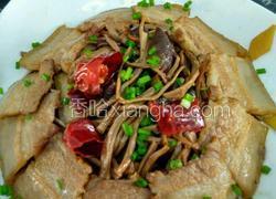 茶树菇炒五花肉