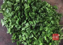 猪肉韭菜饺子的做法图解3