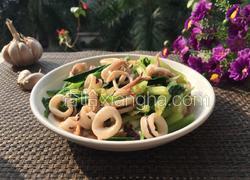 芹菜炒鱿鱼