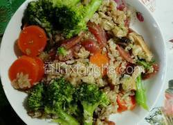 腊肠煲仔饭