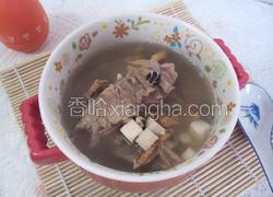 五指毛桃煲猪骨