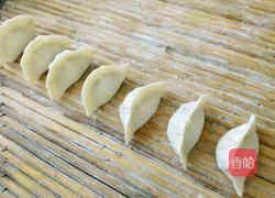 香菇猪肉饺子的做法图解9
