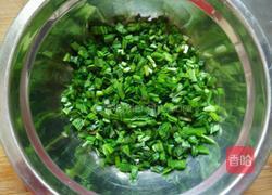 海米韭菜鸡蛋水饺的做法图解3