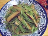 小芹菜炒香干