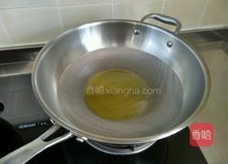 菜花木耳炒肉的做法图解5