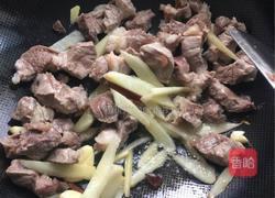 土豆炖牛腩的做法图解5