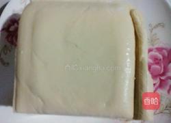 凉拌豆腐的做法图解1
