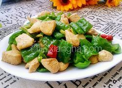 青椒爆炒鸡丁