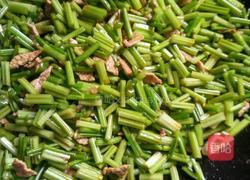 土豆条烧芹菜的做法图解6