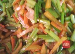 土豆条烧芹菜的做法图解7